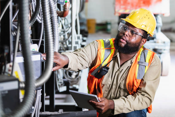 Best Emergency Electrical Repair  in Roseville, MI